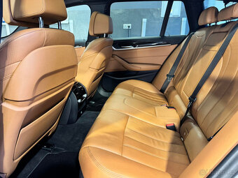 BMW Rad 5 Touring 530d xDrive LUXURY LINE - 10