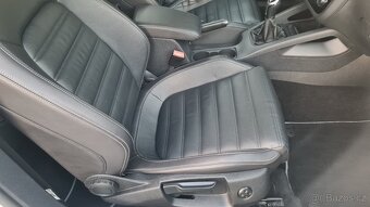 VOLKSWAGEN SCIROCCO R - 2,0TSi 195kW - Manuál. - 10