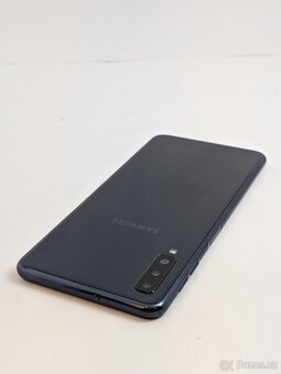 Samsung Galaxy A7 (2018) 4gb/64gb black. Záruka 6 měsíců. - 10