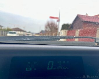 Toyota Prius Hybrid 1,5 VVTi 57kw 2009 SERVISKA/NOVÁ STK - 10