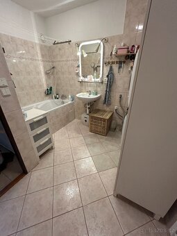 Prodej bytu 3+1 s balkónem, 81 m2, Hodonín - 10