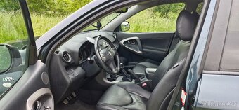 Toyota RAV4, XA3 - 10