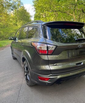 Ford Kuga 2.0 TDCi AWD ST-Line - 10