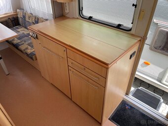 Chateau Calista 440, 4 osoby, stan, wc, rezerva - 10
