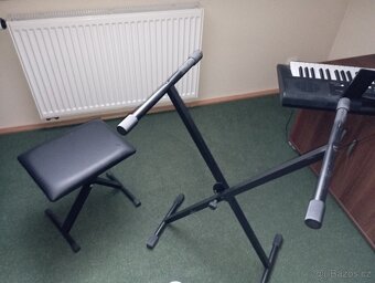 Prodám zcela nové klávesy YAMAHA se stojanem a židlí. - 10