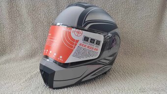 Výklopná helma na motorku. Nová - 10