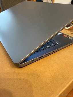 Lenovo IdeaPad Slim 3 - 10