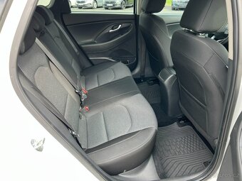 Hyundai i30 1.6 CRDI SMART ČR NOVÉ - 10