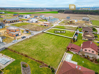 Prodej exkluzivního pozemku, 1.176 m2, Srch - Pardubice - 10