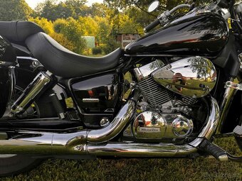 Prodám krásnou a udžovanou Honda Shadow 750 - 10