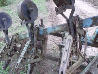 Plečka NDR typ FORTSCHRITT P 437 - 10