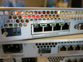prodám4ks unikát original 1U server Sun Fire T1000 kompletní - 10