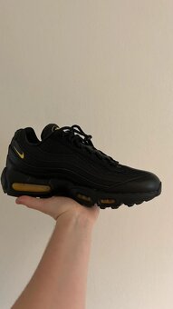 Nike Air Max 95 x Corteiz Honey Blacks - 10