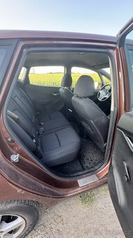 Hyundai ix20 - 10
