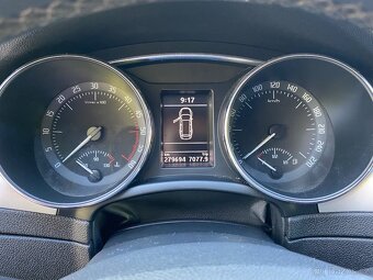 Prodám Škoda Superb II 2.0 TDI 125kw rv 2010 - 10