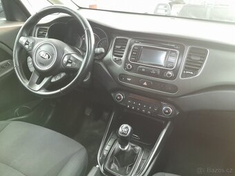 Kia Carens 1,7 CRDI 7-míst - 10