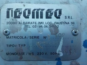 Ventilátory,míchačka barev,kramle,trafa a vysoušeč - 10