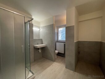 Byt 3+1 s balkonem v centru Chomutova - 10