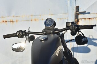 Harley Davidson Sportster 883 IRON - 10