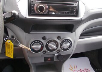 Nissan Pixo 1,0 50KW,NOVÁ STK benzín manuál 50 kw - 10