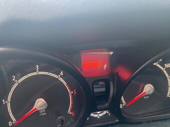 Ford Fiesta - 10