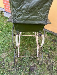 Starožitný kočárek pro dítě č. 1500 REZERVOVÁNO - 10