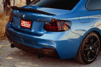 BMW "M2" M235i 2015 cca 400 koní, zadohrab, krásné auto - 10