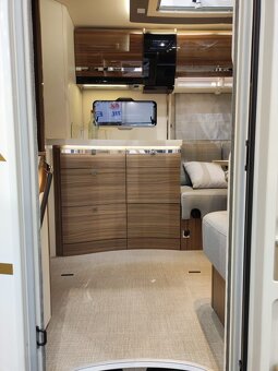 Contura 766 EF Mercedes - 10