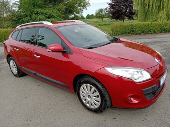 Prodám Renault Megane kombi 1.5DCI 78Kw r.v.2010 - 10