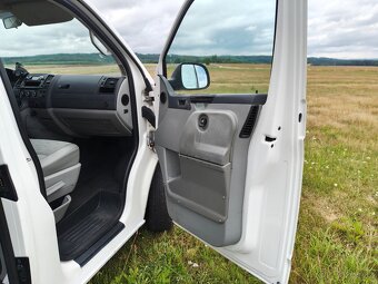 VW T5 transporter Kombi 2.0tdi 103kw - 10