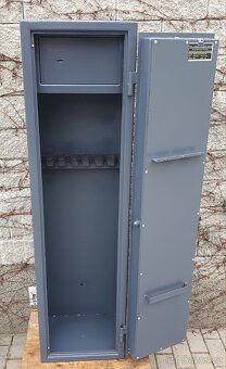 Trezor na dlouhé zbraně - 10