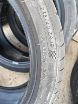 235/40R19 96Y XL Pilot Sport 4 MICHELIN - 10