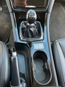 Ford Mondeo MK4 2.5T - 10