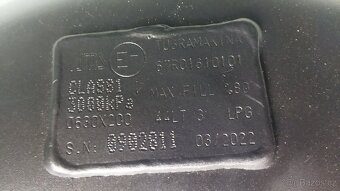 Volkswagen Golf IV 1.6i16V ATN LPG platnost 03/2032 - 10