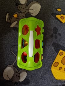 Hračky zejména pro rozvoj jemné motoriky 2 - 10