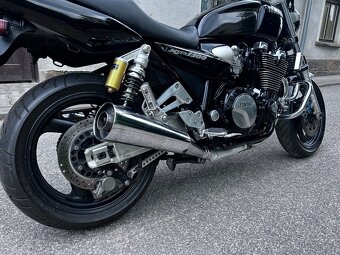 Yamaha XJR 1300 - 10