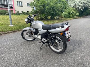 Yuki 125 Sport - 10