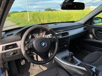 BMW e91 320d 120 kW - 10