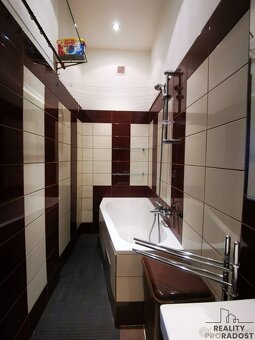Pronájem zařízeného bytu 2+1 (76,5 m2), ul. Pod Kotlaskou, P - 10