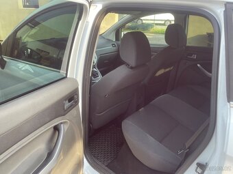 Ford Kuga 2.0 tdci 4x4 103 kw,pravidelný servis . - 10