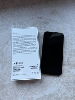 iPhone 13 - 10