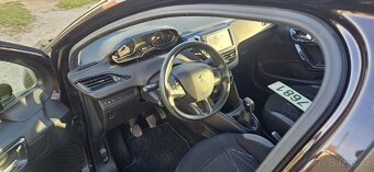 Peugeot 208 1.2 12v 60kw Allure PC KLIMA 6/2013 89900km - 10