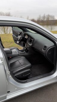 Dodge Charger 3.6 V6 Pentastar (2020 - 10