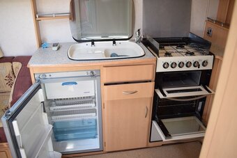 Coachman Amara 530/4 2006 Pojezd, Předstan - 10