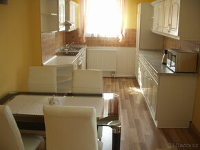 Pronájem bytu 4+1 132 m² - 10