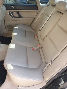 Subaru Legacy IV sedan 3.0 180kW - 10