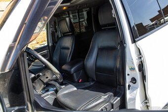 Mitsubishi Pajero 3.2DI-D LWB Instyle A/T - 10