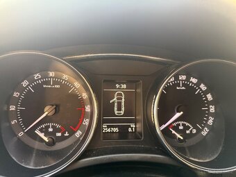 Škoda Superb 2 2.0 TDi 103 Kw po servisu - 10
