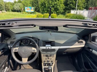 Opel Astra TwinTop - 10