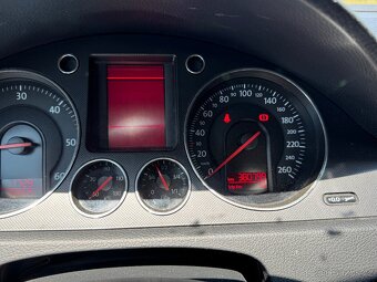 Volkswagen Passat B6 2.0 TDI 103kw - 10